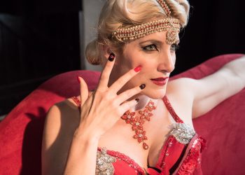 6 reasons to try burlesque